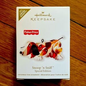 2011 Snoop ‘n Sniff Hallmark ornament